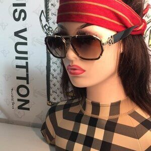 New AUTHENTIC Versace VE2228 1002 Sunglasses – Havana & Gold